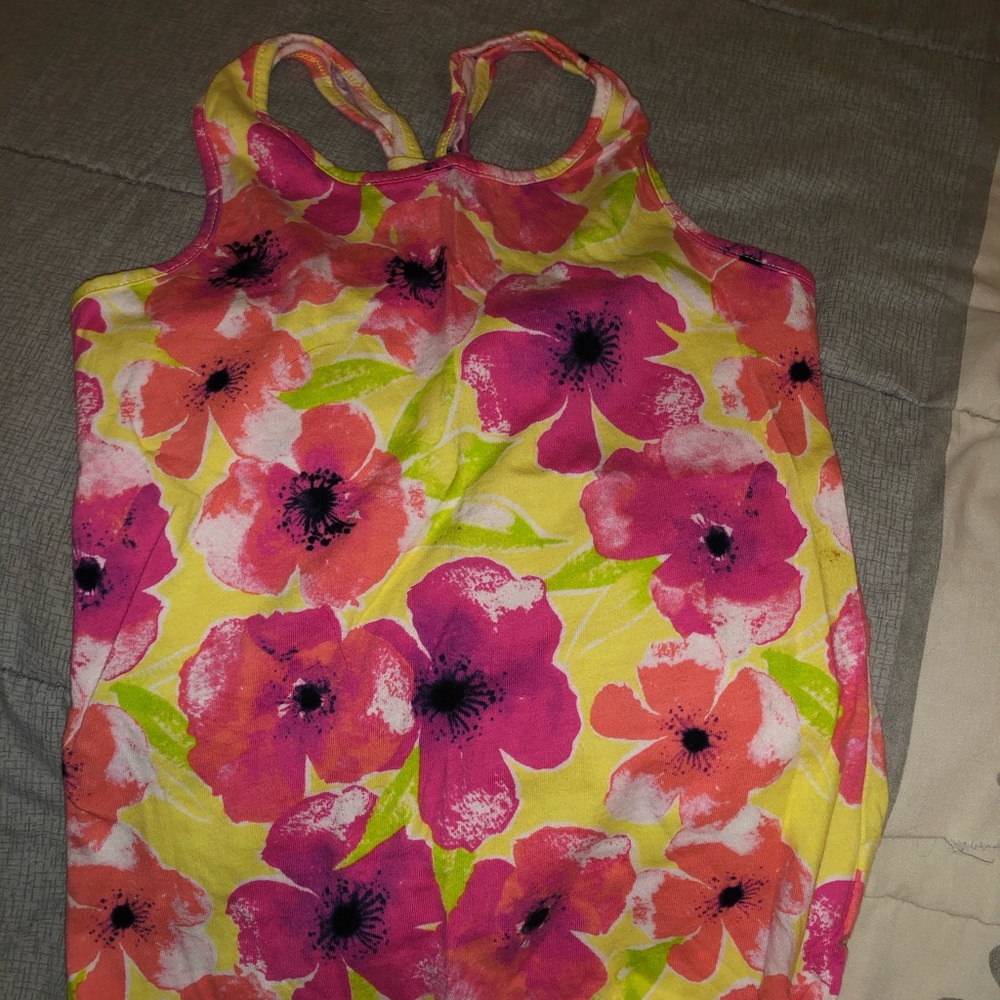 Girls tank top size 5/6 from children’s place